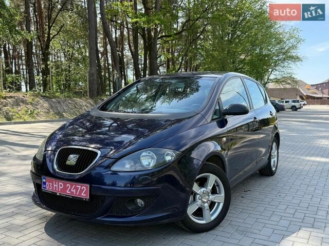 Синий Сеат Алтеа, объемом двигателя 1.6 л и пробегом 223 тыс. км за 5500 $, фото 1 на Automoto.ua