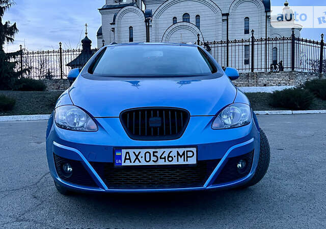 Синій Сеат Altea, об'ємом двигуна 1.6 л та пробігом 52 тис. км за 12000 $, фото 1 на Automoto.ua