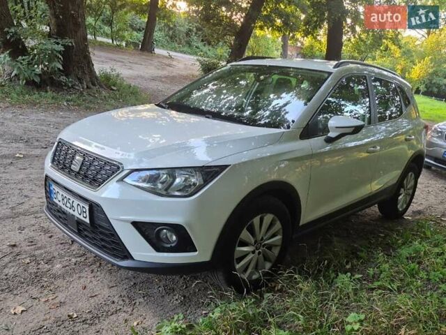 Белый Сеат Arona, объемом двигателя 1.6 л и пробегом 235 тыс. км за 15400 $, фото 1 на Automoto.ua