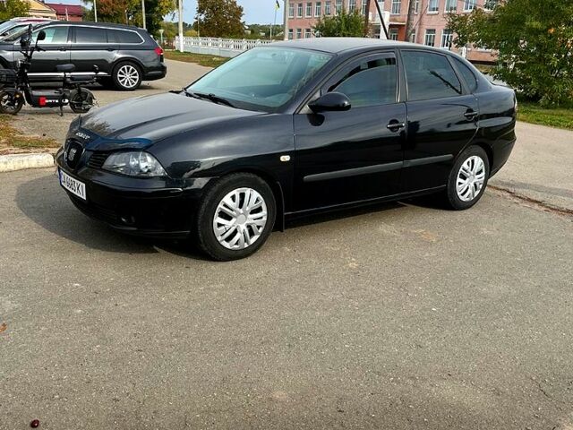 Чорний Сеат Cordoba, об'ємом двигуна 1.4 л та пробігом 240 тис. км за 2900 $, фото 1 на Automoto.ua