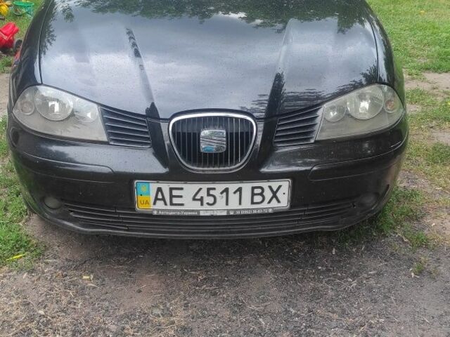 Черный Сеат Кордоба, объемом двигателя 2 л и пробегом 212 тыс. км за 6000 $, фото 1 на Automoto.ua