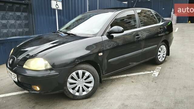 Чорний Сеат Cordoba, об'ємом двигуна 1.98 л та пробігом 260 тис. км за 2999 $, фото 1 на Automoto.ua