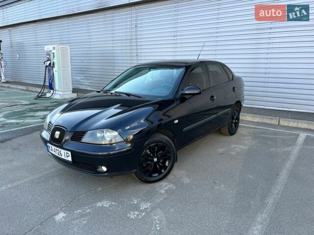Черный Сеат Кордоба, объемом двигателя 1.98 л и пробегом 375 тыс. км за 3699 $, фото 1 на Automoto.ua