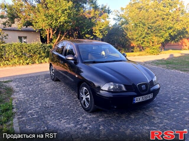 Черный Сеат Кордоба, объемом двигателя 2 л и пробегом 245 тыс. км за 3700 $, фото 1 на Automoto.ua