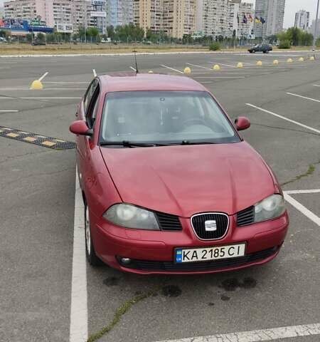 Красный Сеат Кордоба, объемом двигателя 1.98 л и пробегом 160 тыс. км за 3500 $, фото 1 на Automoto.ua