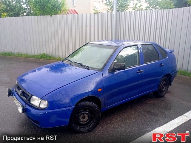 Сеат Кордоба, объемом двигателя 1.8 л и пробегом 0 тыс. км за 1700 $, фото 1 на Automoto.ua