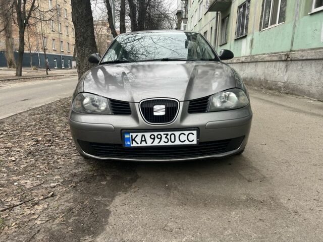 Серый Сеат Кордоба, объемом двигателя 1.2 л и пробегом 250 тыс. км за 2950 $, фото 1 на Automoto.ua