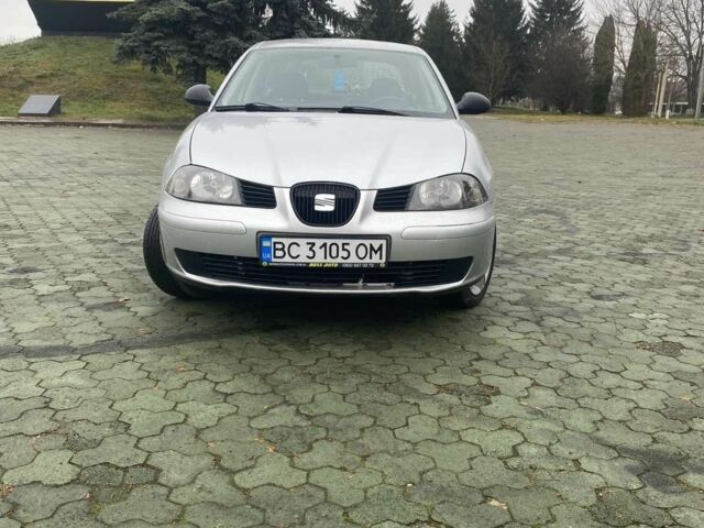 Серый Сеат Кордоба, объемом двигателя 1.4 л и пробегом 240 тыс. км за 2700 $, фото 1 на Automoto.ua