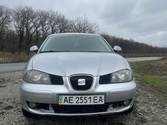 Сірий Сеат Cordoba, об'ємом двигуна 1.98 л та пробігом 220 тис. км за 3600 $, фото 1 на Automoto.ua