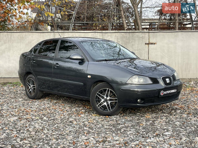 Серый Сеат Кордоба, объемом двигателя 1.98 л и пробегом 268 тыс. км за 4290 $, фото 1 на Automoto.ua
