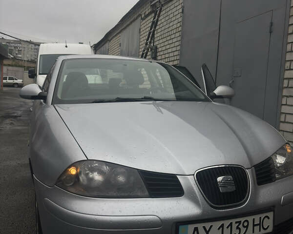 Серый Сеат Кордоба, объемом двигателя 1.98 л и пробегом 181 тыс. км за 4100 $, фото 1 на Automoto.ua