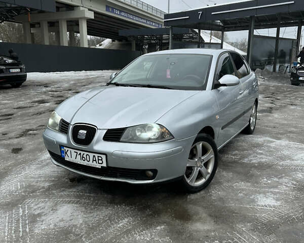 Серый Сеат Кордоба, объемом двигателя 1.98 л и пробегом 241 тыс. км за 4000 $, фото 1 на Automoto.ua