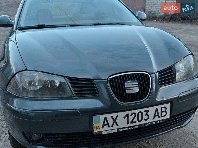 Сірий Сеат Cordoba, об'ємом двигуна 1.98 л та пробігом 230 тис. км за 4299 $, фото 1 на Automoto.ua