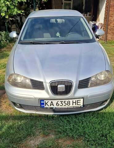 Серый Сеат Кордоба, объемом двигателя 1.4 л и пробегом 196 тыс. км за 3000 $, фото 1 на Automoto.ua