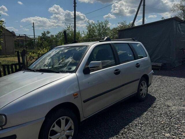 Серый Сеат Кордоба, объемом двигателя 1.6 л и пробегом 226 тыс. км за 1800 $, фото 1 на Automoto.ua