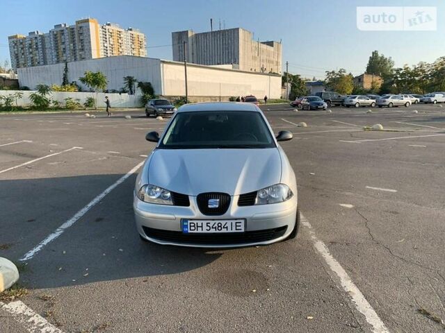 Синій Сеат Cordoba, об'ємом двигуна 1.4 л та пробігом 220 тис. км за 4500 $, фото 1 на Automoto.ua