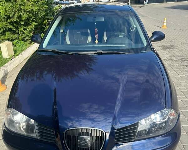 Синий Сеат Кордоба, объемом двигателя 1.98 л и пробегом 133 тыс. км за 4200 $, фото 1 на Automoto.ua