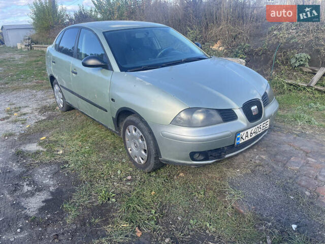Зелений Сеат Cordoba, об'ємом двигуна 1.4 л та пробігом 255 тис. км за 2150 $, фото 1 на Automoto.ua