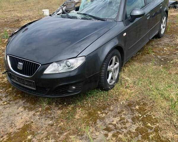 Сірий Сеат Ексео, об'ємом двигуна 1.98 л та пробігом 300 тис. км за 1800 $, фото 1 на Automoto.ua