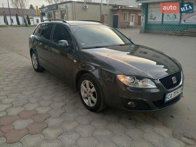 Синій Сеат Ексео, об'ємом двигуна 2 л та пробігом 250 тис. км за 8100 $, фото 1 на Automoto.ua