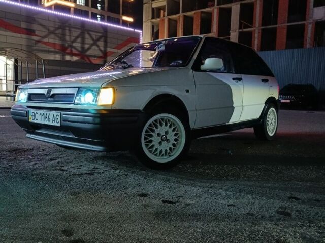 Білий Сеат Ibiza, об'ємом двигуна 1.2 л та пробігом 224 тис. км за 1500 $, фото 1 на Automoto.ua