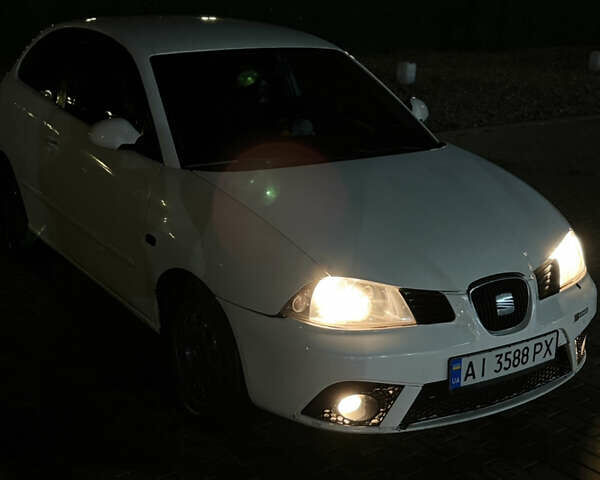 Белый Сеат Ибица, объемом двигателя 1.98 л и пробегом 231 тыс. км за 4300 $, фото 1 на Automoto.ua