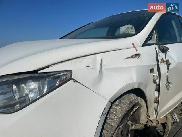 Белый Сеат Ибица, объемом двигателя 1.39 л и пробегом 80 тыс. км за 2500 $, фото 1 на Automoto.ua