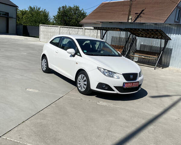 Білий Сеат Ibiza, об'ємом двигуна 1.6 л та пробігом 213 тис. км за 7500 $, фото 1 на Automoto.ua