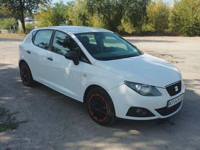 Білий Сеат Ibiza, об'ємом двигуна 1.2 л та пробігом 232 тис. км за 5400 $, фото 1 на Automoto.ua