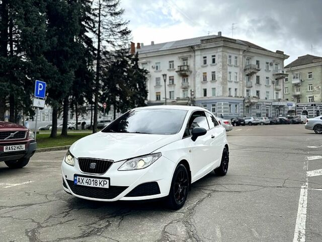 Білий Сеат Ibiza, об'ємом двигуна 1.4 л та пробігом 230 тис. км за 4500 $, фото 1 на Automoto.ua
