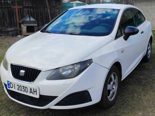 Білий Сеат Ibiza, об'ємом двигуна 1.4 л та пробігом 145 тис. км за 3700 $, фото 1 на Automoto.ua