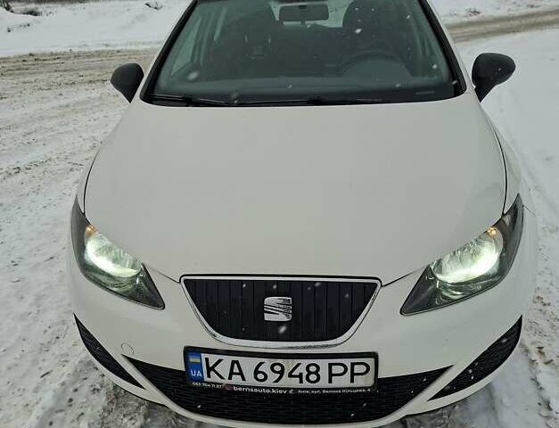 Білий Сеат Ibiza, об'ємом двигуна 1.2 л та пробігом 228 тис. км за 5600 $, фото 1 на Automoto.ua