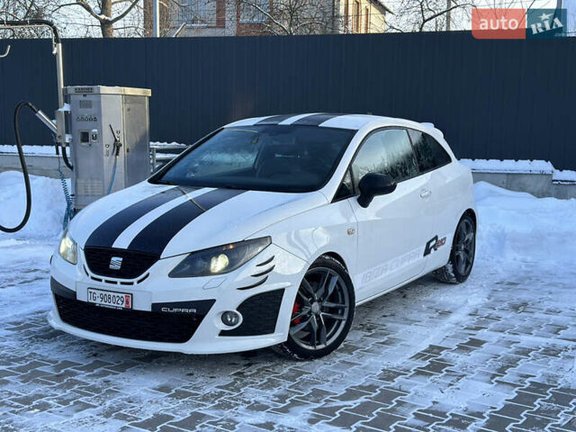 Білий Сеат Ibiza, об'ємом двигуна 1.4 л та пробігом 176 тис. км за 9200 $, фото 1 на Automoto.ua