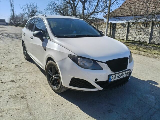 Белый Сеат Ибица, объемом двигателя 1.2 л и пробегом 250 тыс. км за 2350 $, фото 1 на Automoto.ua