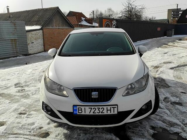 Білий Сеат Ibiza, об'ємом двигуна 1.2 л та пробігом 24700 тис. км за 5500 $, фото 1 на Automoto.ua
