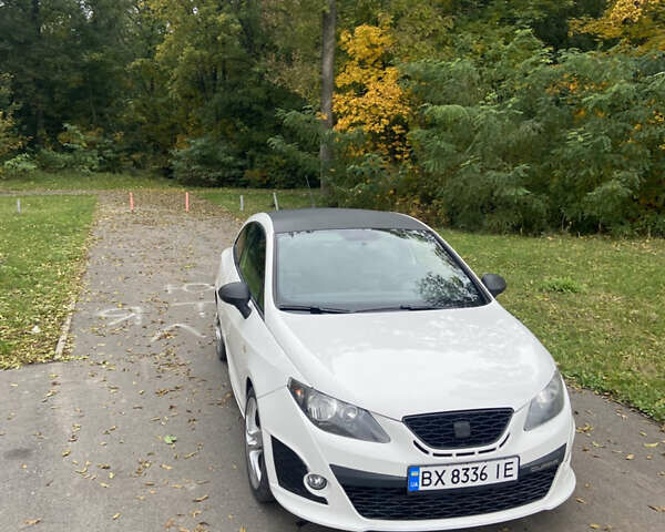 Білий Сеат Ibiza, об'ємом двигуна 1.4 л та пробігом 173 тис. км за 7500 $, фото 1 на Automoto.ua