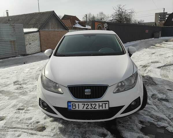 Білий Сеат Ibiza, об'ємом двигуна 1.2 л та пробігом 247 тис. км за 5500 $, фото 1 на Automoto.ua
