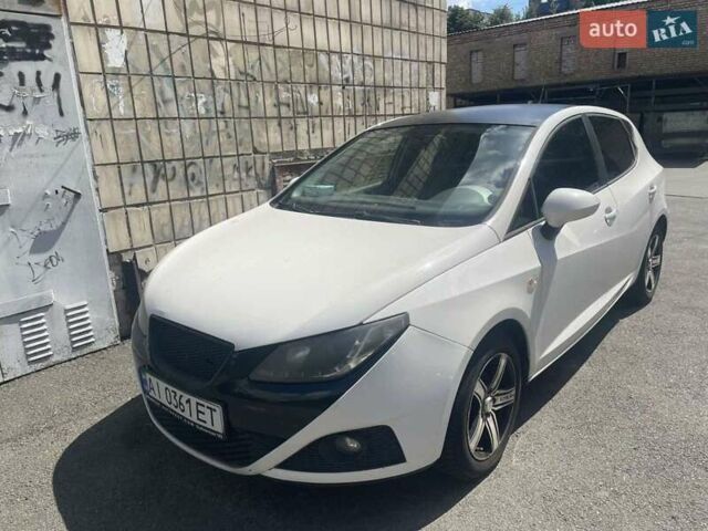 Белый Сеат Ибица, объемом двигателя 1.39 л и пробегом 150 тыс. км за 4800 $, фото 1 на Automoto.ua