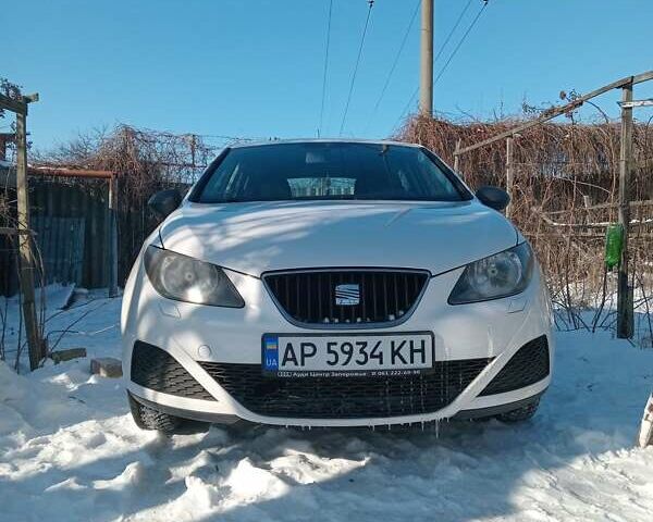 Білий Сеат Ibiza, об'ємом двигуна 1.39 л та пробігом 48 тис. км за 7000 $, фото 1 на Automoto.ua