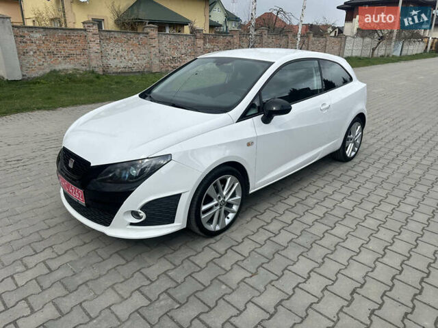 Белый Сеат Ибица, объемом двигателя 1.4 л и пробегом 190 тыс. км за 8250 $, фото 1 на Automoto.ua