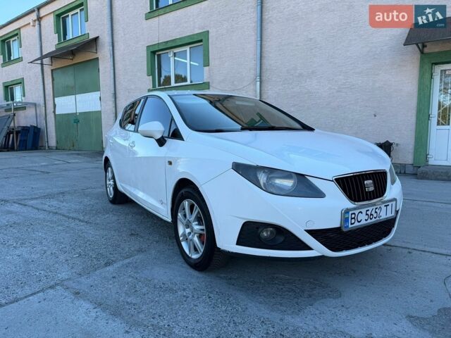 Білий Сеат Ibiza, об'ємом двигуна 1.2 л та пробігом 293 тис. км за 3900 $, фото 1 на Automoto.ua