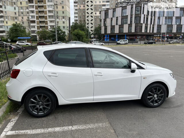 Білий Сеат Ibiza, об'ємом двигуна 1.39 л та пробігом 164 тис. км за 6400 $, фото 1 на Automoto.ua
