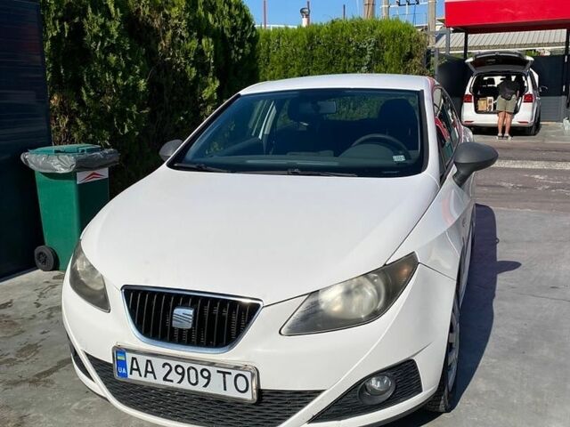 Білий Сеат Ibiza, об'ємом двигуна 1.2 л та пробігом 239 тис. км за 4900 $, фото 1 на Automoto.ua