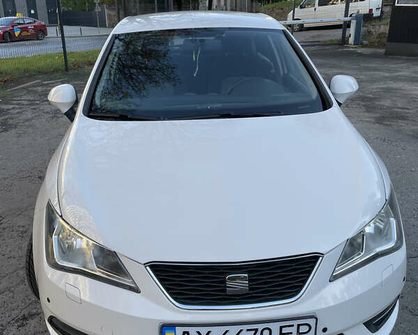 Білий Сеат Ibiza, об'ємом двигуна 1.2 л та пробігом 45 тис. км за 12000 $, фото 1 на Automoto.ua