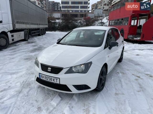 Белый Сеат Ибица, объемом двигателя 1.39 л и пробегом 159 тыс. км за 4500 $, фото 1 на Automoto.ua