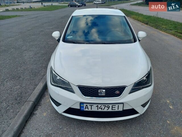 Белый Сеат Ибица, объемом двигателя 1.6 л и пробегом 56 тыс. км за 8500 $, фото 1 на Automoto.ua