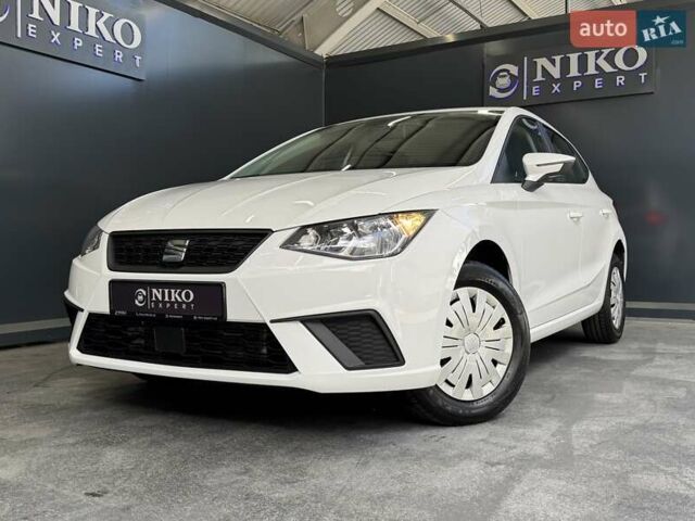 Білий Сеат Ibiza, об'ємом двигуна 1.6 л та пробігом 116 тис. км за 13700 $, фото 1 на Automoto.ua