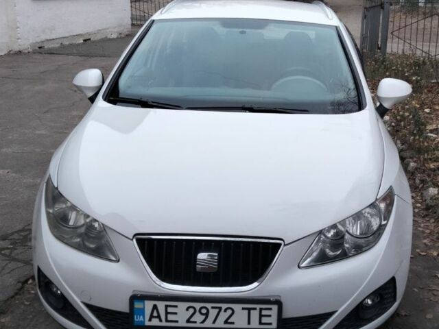 Белый Сеат Ибица, объемом двигателя 1.6 л и пробегом 210 тыс. км за 7000 $, фото 1 на Automoto.ua