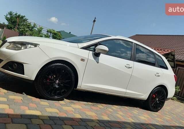 Белый Сеат Ибица, объемом двигателя 1.2 л и пробегом 231 тыс. км за 5800 $, фото 1 на Automoto.ua