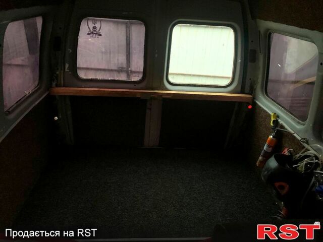 Чорний Сеат Ibiza, об'ємом двигуна 2 л та пробігом 253 тис. км за 2800 $, фото 1 на Automoto.ua